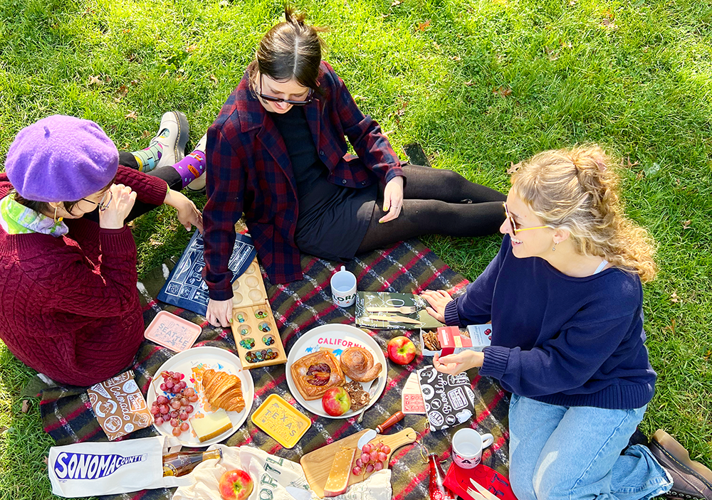 Fall Picnic Edit – Map-Themed Gifts & Everyday Essentials